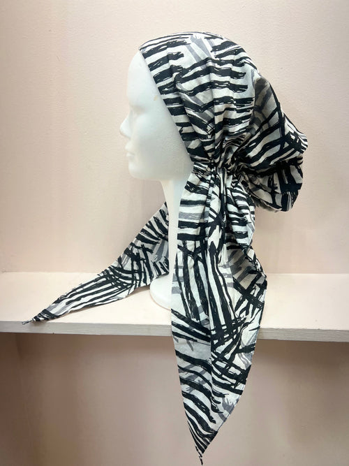 SGA Black & White Striped Design Pretied W/ Velvet Lining